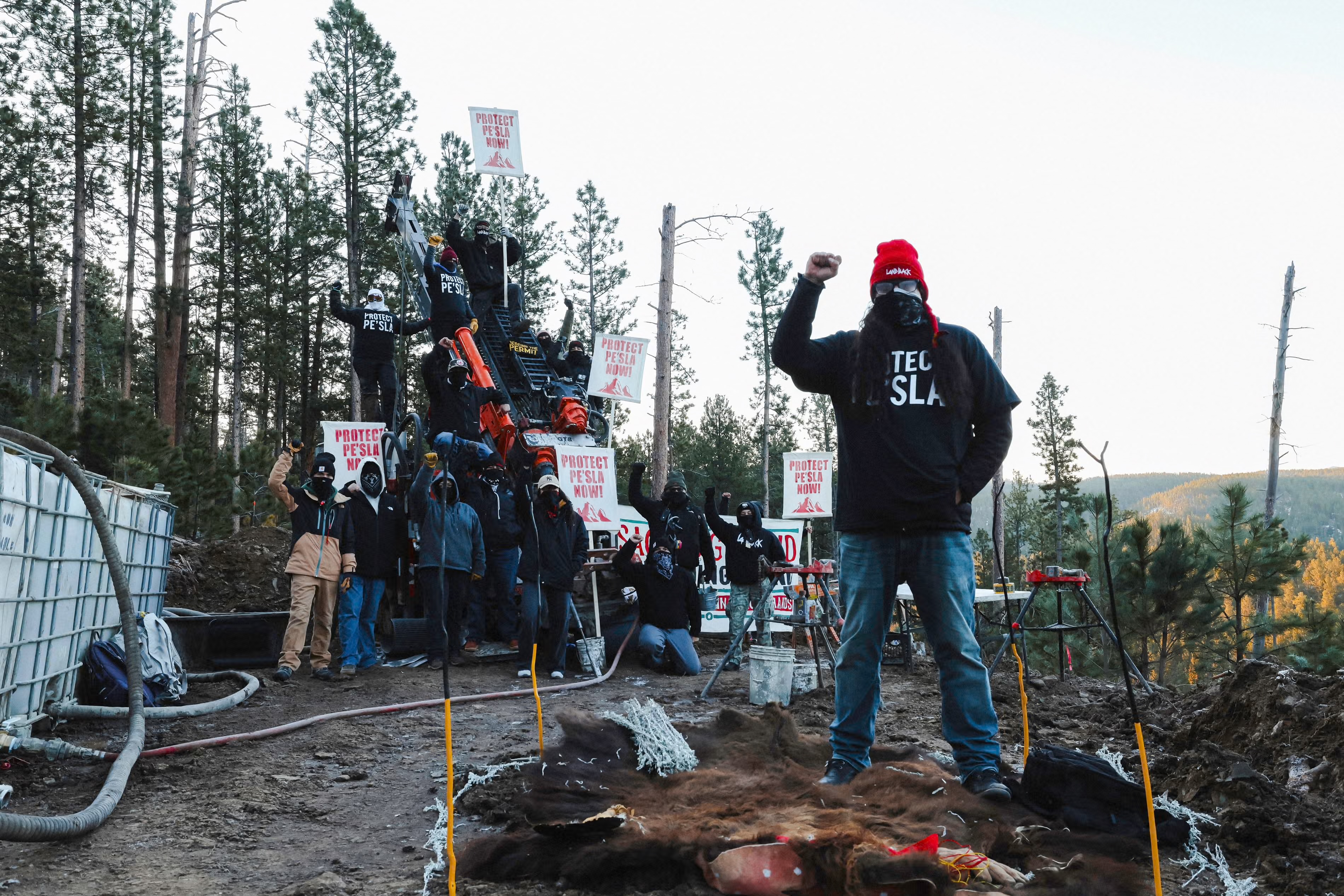 Una victoria inusual en territorio indígena: tribus de Dakota del Sur expulsan a minera en una semana*